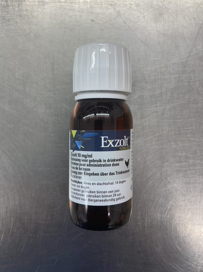 50 ml Flasche des Antiparasitikums Exzolt